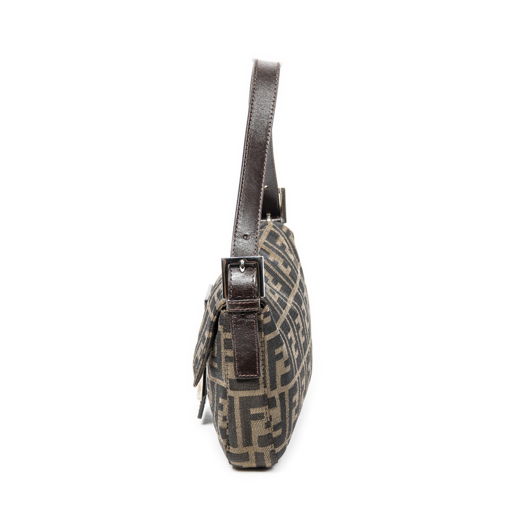 Fendi Baguette - Picture 3 of 9